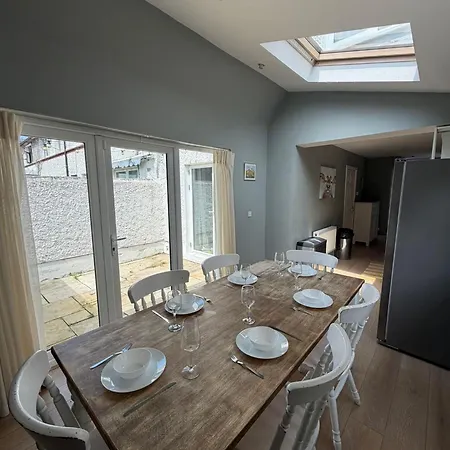 Cosy En-suite Double South 4