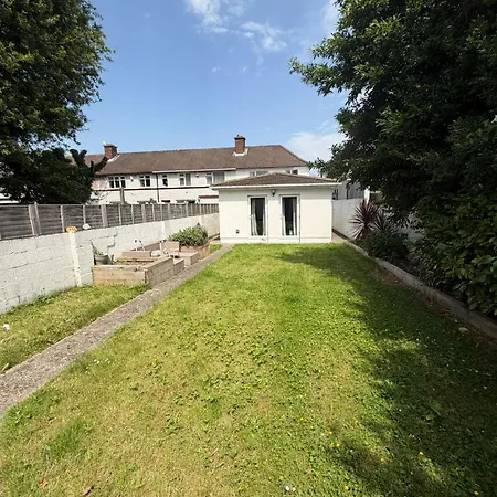 Cosy En-suite Double South 4 *