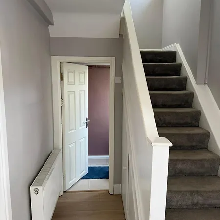 Cosy En-suite Double South 4 *